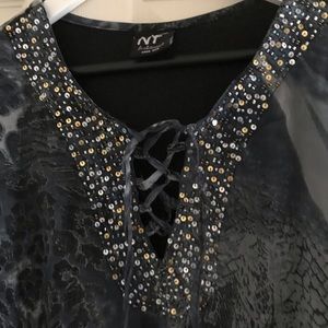 Beautiful kaftan with beaded collar